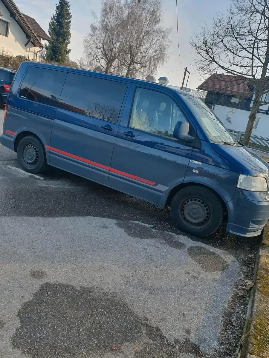 Second-hand VW Caravelle 102 CP (75 kW) 2007 Andere farben Van