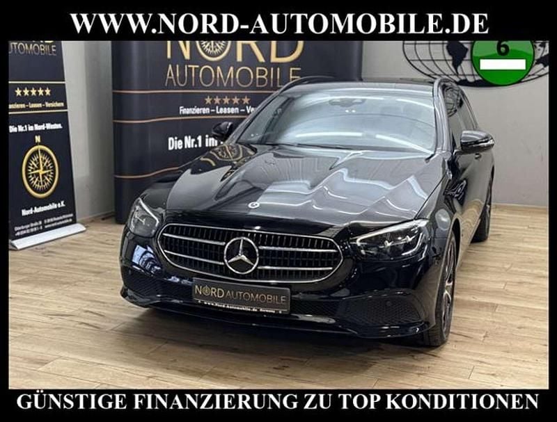 Schwarz Gebraucht 2022 Mercedes E300 Avantgarde Kombi | 30.990 € (Fairer Preis) - Bild 1/3