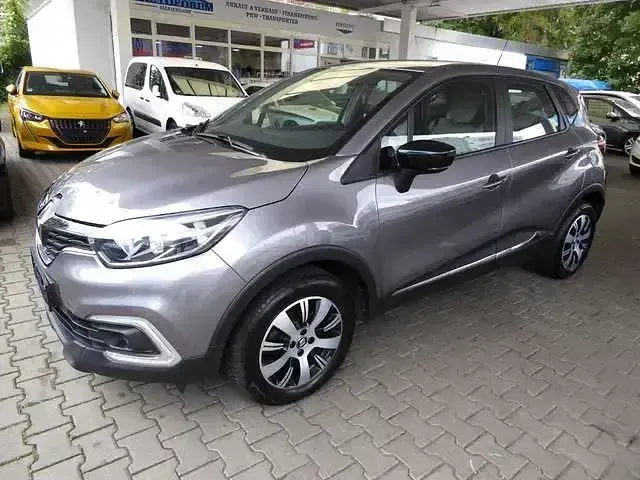 Używany Renault Captur Life 90 KM (66 kW) 2018 Szary SUV