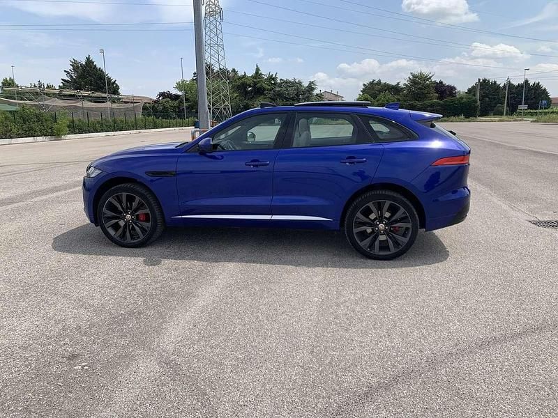 Gebraucht Jaguar F-Pace First Edition 300 PS (220 kW) 2016 SUV
