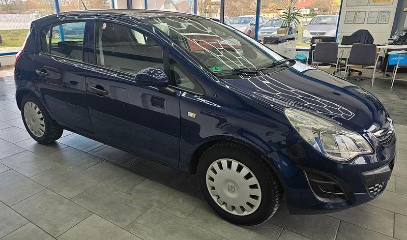 Gebraucht Opel Corsa Selection 69 PS (50 kW) 2012 Blau Kleinwagen