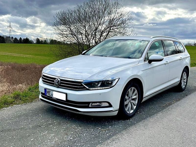 Gebraucht VW Passat Highline 150 PS (110 kW) 2018 Weiß Kombi