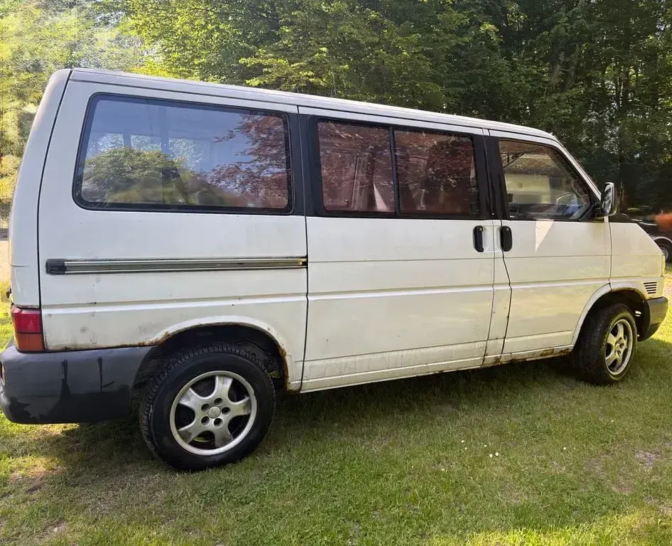 Gebraucht VW Caravelle 88 PS (64 kW) 2000 Weiß Van