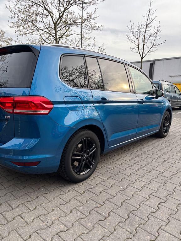 Gebraucht VW Touran 116 PS (85 kW) 2016 Blau Van / Kleinbus