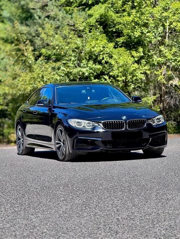 Schwarz Gebraucht 2017 BMW 440 Shadowline Coupé | 27.500 € (Fairer Preis) - Bild 1/4