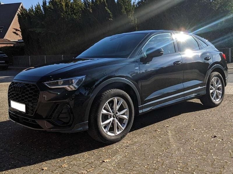 Gebraucht Audi Q3 Sportback S-Line 150 PS (110 kW) 2022 Schwarz SUV