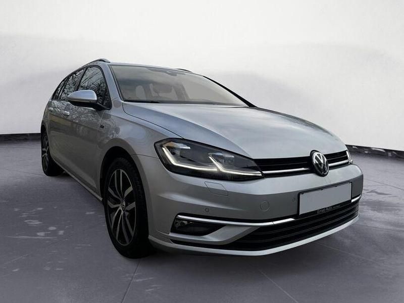Gebraucht VW Golf VII Join 150 PS (110 kW) 2018 Reflexsilber metallic Kombi