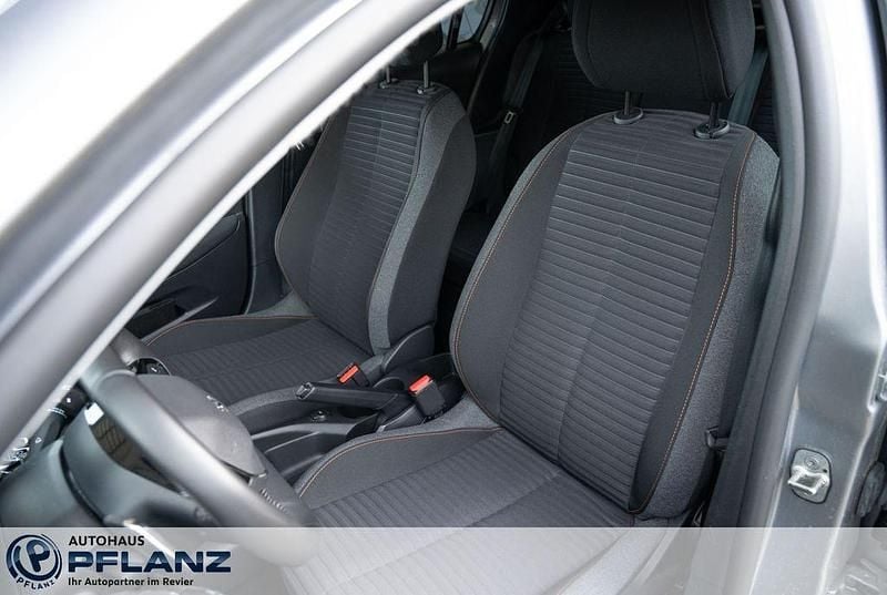 Gebraucht Peugeot 208 Active 101 PS (74 kW) 2023 Silber Kleinwagen