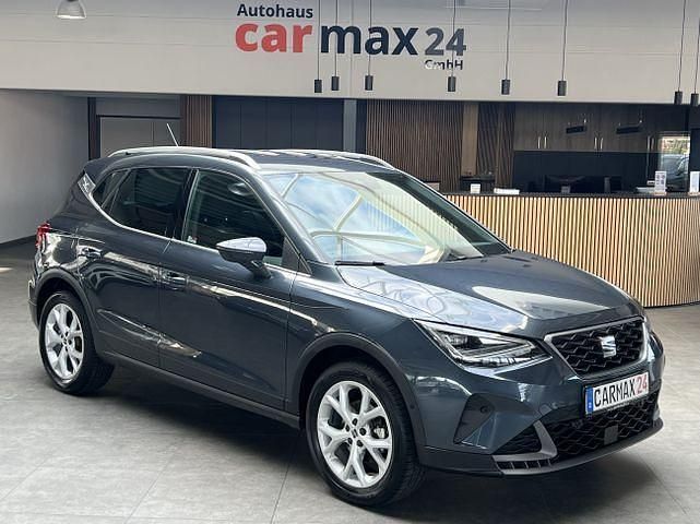 Grau Gebraucht 2024 Seat Arona FR SUV | 21.440 € (Fairer Preis) - Bild 1/4