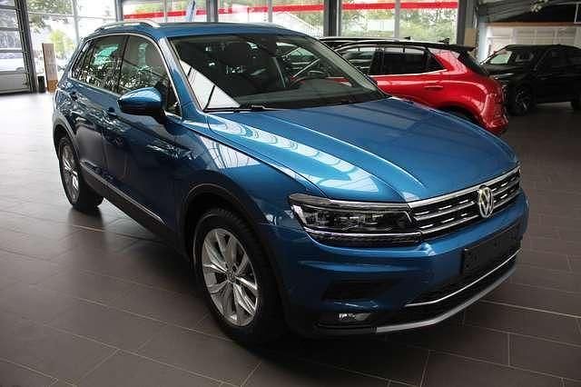 Blau metallic Gebraucht 2018 VW Tiguan Highline SUV | 27.190 € (Fairer Preis) - Bild 1/4