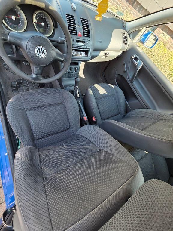 Gebraucht VW Polo Basis 50 PS (36 kW) 2000 Blau Limousine
