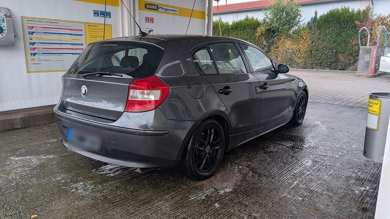 Gebraucht BMW 118 Performance 129 PS (94 kW) 2006 Grau Kleinwagen