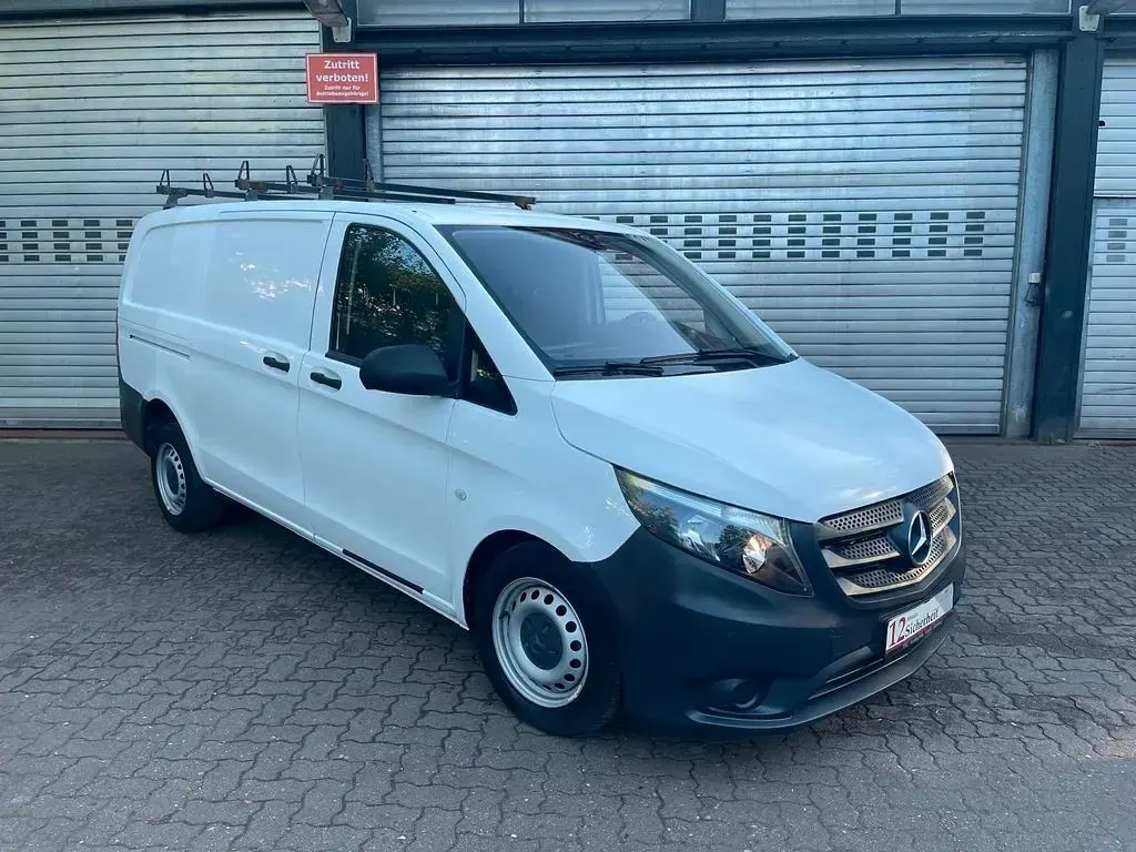 Gebraucht Mercedes Vito 114 PS (83 kW) 2017 Weiß Van