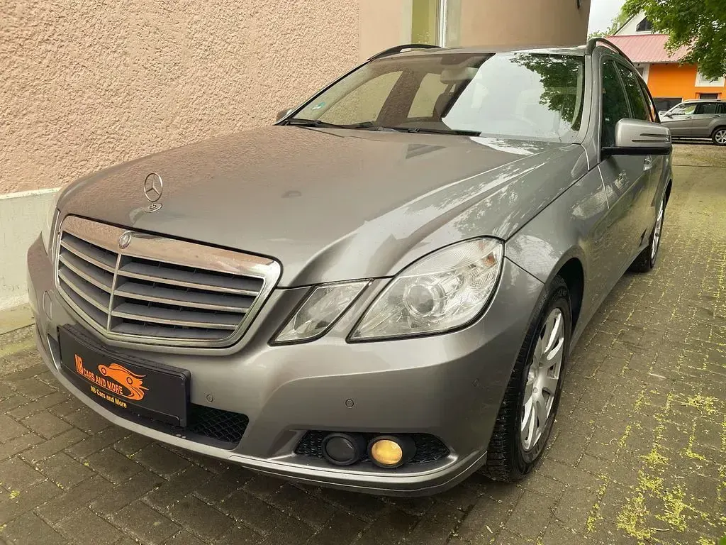 Gebraucht Mercedes E200 136 PS (100 kW) 2010 Silber Kombi