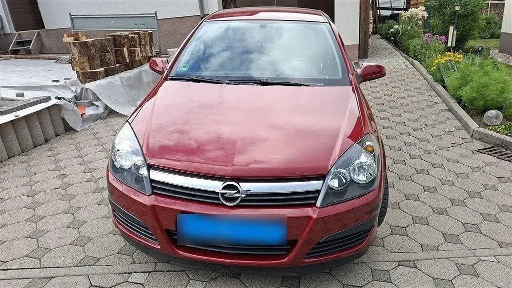 Gebraucht Opel Astra 75 PS (55 kW) 2006 Rot Limousine