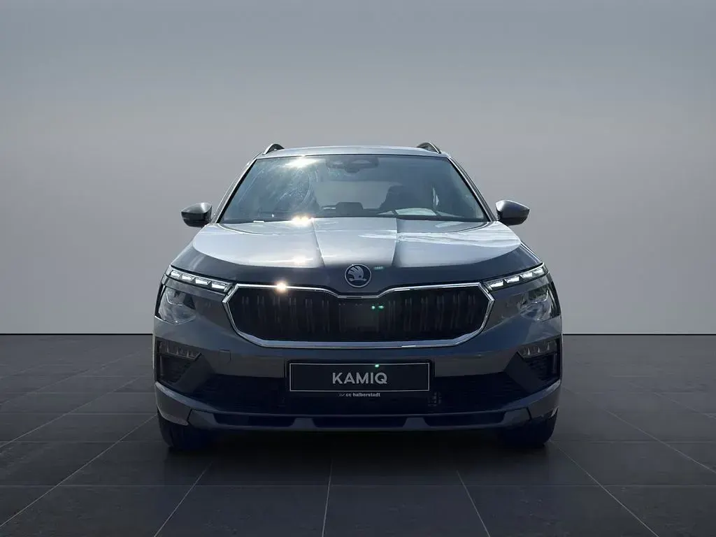 Neu Skoda Kamiq 116 PS (85 kW) 2026 Grau SUV