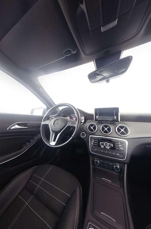Gebraucht Mercedes CLA180 122 PS (89 kW) 2014 Limousine