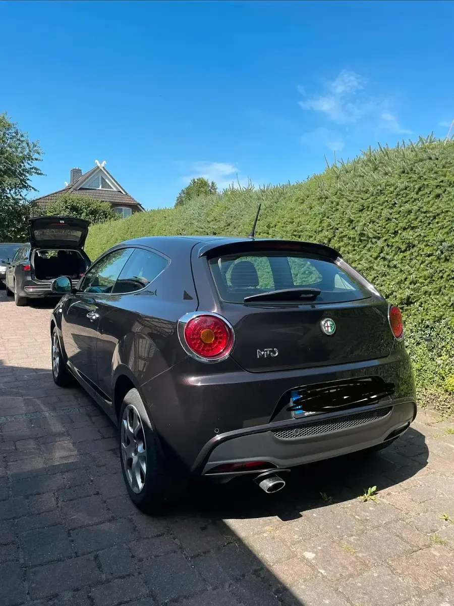 Gebraucht Alfa Romeo MiTo 135 PS (99 kW) 2011 Andere farben Kleinwagen