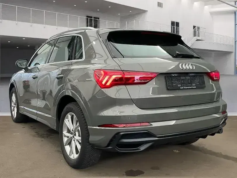Gebraucht Audi Q3 S-Line 150 PS (110 kW) 2020 Chronosgrau metallic SUV