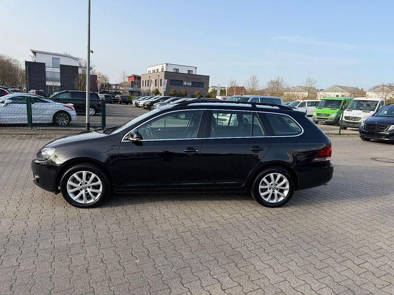 Gebraucht VW Golf VI Comfortline 122 PS (89 kW) 2012 Schwarz Kleinwagen