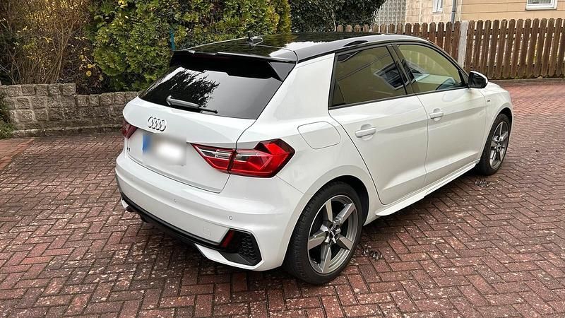 Gebraucht Audi A1 S-Line 95 PS (69 kW) 2020 Weiß SUV
