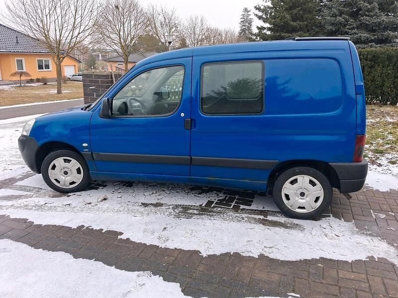 Gebraucht Peugeot Partner 90 PS (66 kW) 2004 Blau Van / Kleinbus