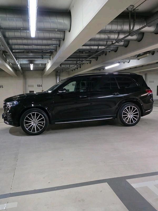 Gebraucht Mercedes GLS350 285 PS (209 kW) 2021 Schwarz SUV