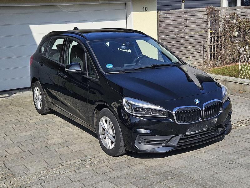 Gebraucht BMW 220 Active Tourer 192 PS (141 kW) 2018 Schwarz Van / Kleinbus