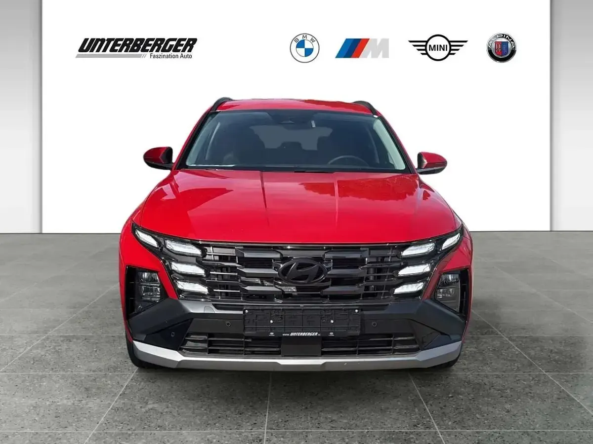 Neu Hyundai Tucson Trend 239 PS (175 kW) 2026 Engine red / sol SUV