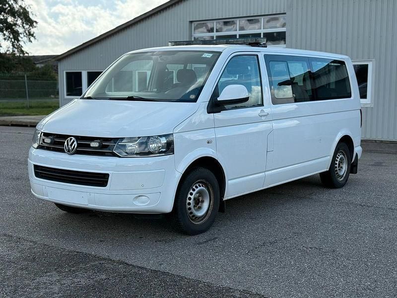 Weiß Gebraucht 2013 VW T5 Comfortline Van | 10.460 € (Fairer Preis) - Bild 1/4