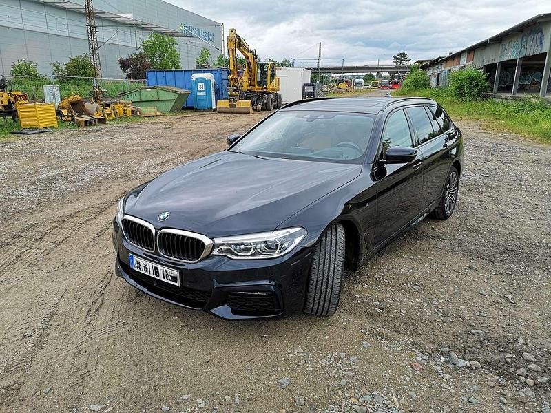 Gebraucht BMW 540 M Sport 320 PS (235 kW) 2020 Schwarz Kombi