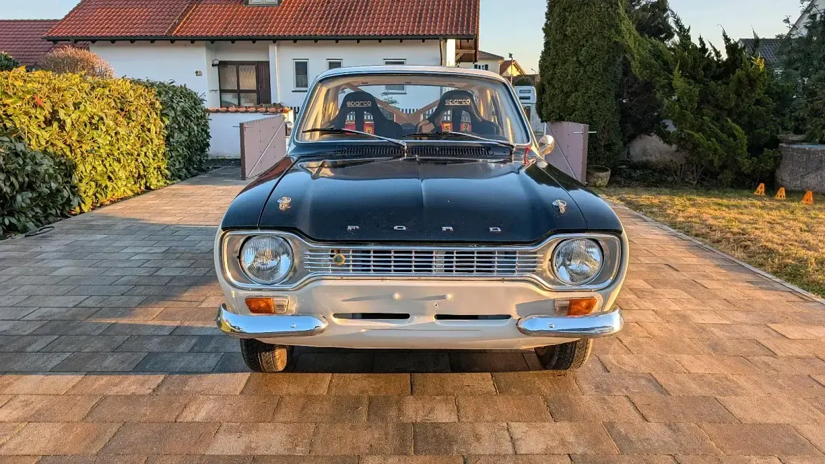 Gebraucht Ford Escort 110 PS (80 kW) 1969 Weiß Kleinwagen