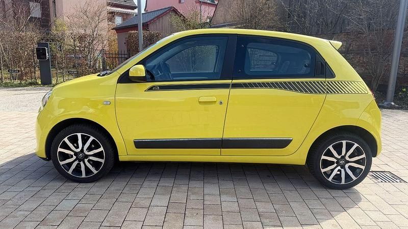 Gebraucht Renault Twingo Luxe 71 PS (52 kW) 2014 Gelb Kleinwagen
