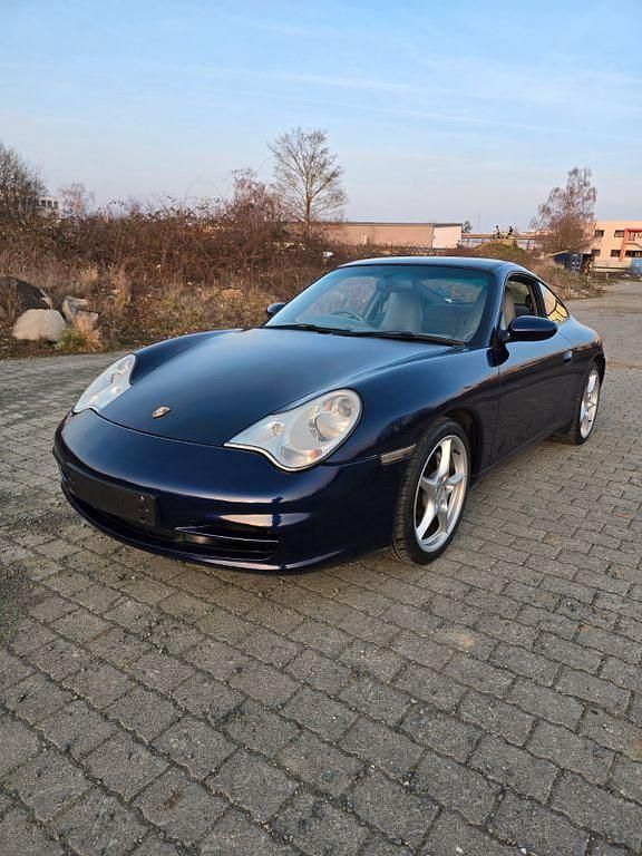 Second-hand Porsche 996 320 CP (235 kW) 2002 Albastru Coupe