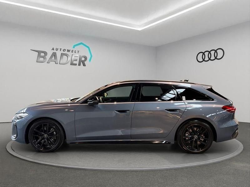 Gebraucht Audi A5 Sport 204 PS (150 kW) 2025 Blau Kombi