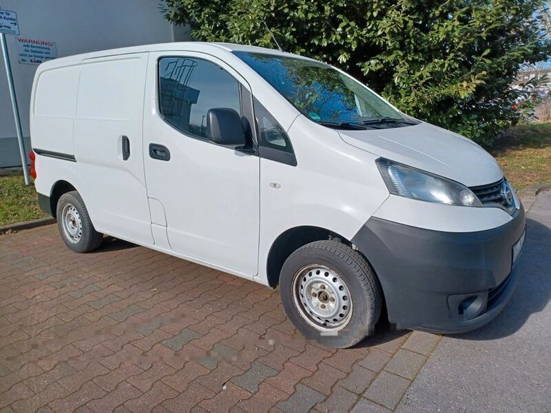 Gebraucht Nissan Evalia 90 PS (66 kW) 2017 Weiß Van / Kleinbus