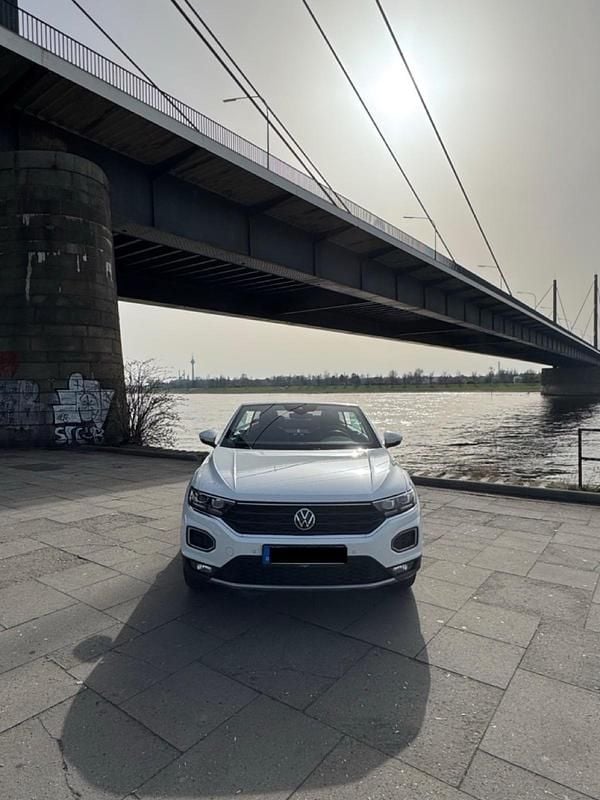 Gebraucht VW T-Roc Cabriolet 150 PS (110 kW) 2021 Weiß Cabrio