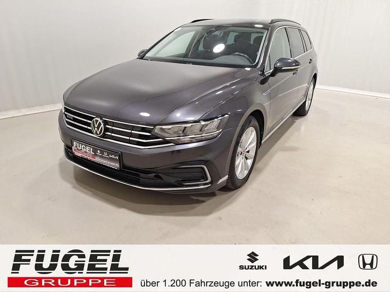 Mangangrau metallic Gebraucht 2021 VW Passat GTE Kombi | 22.369 € (Guter Preis) - Bild 1/4
