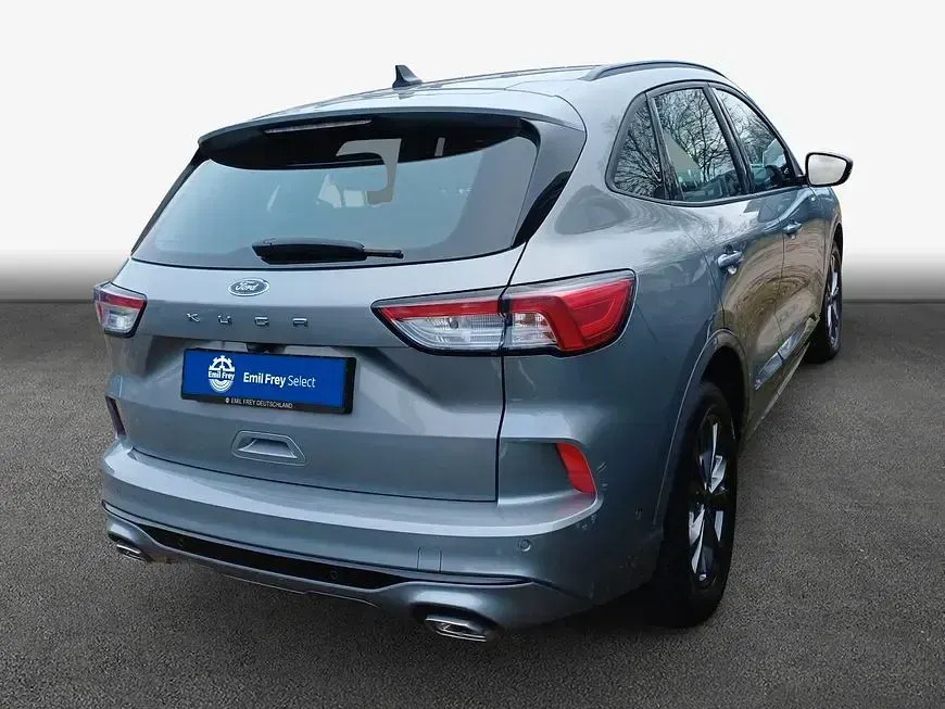 Gebraucht Ford Kuga ST-Line 150 PS (110 kW) 2023 Solar silver metallic SUV