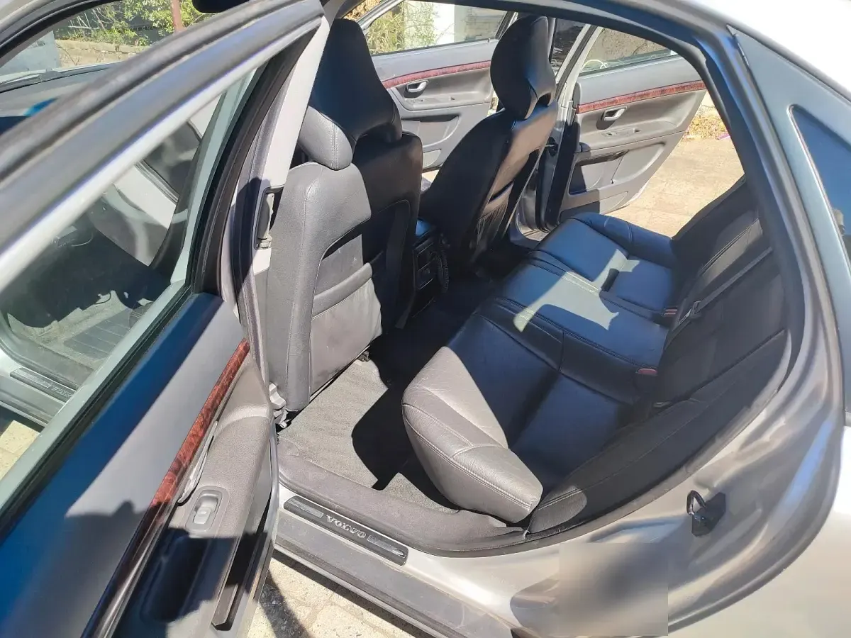 Gebraucht Volvo S80 163 PS (119 kW) 2003 Silber Limousine