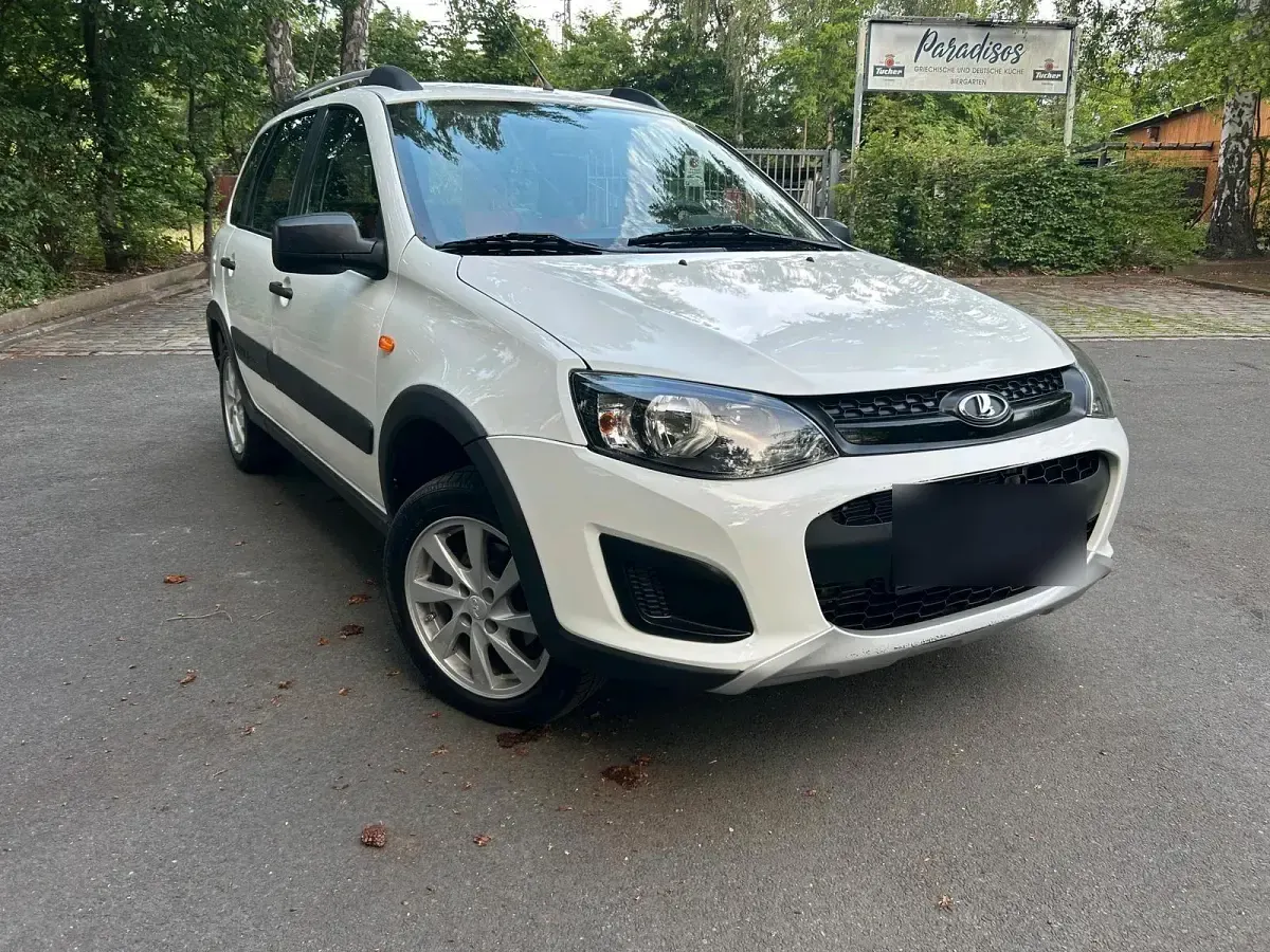Gebraucht Lada Kalina 87 PS (63 kW) 2017 Weiß Kombi