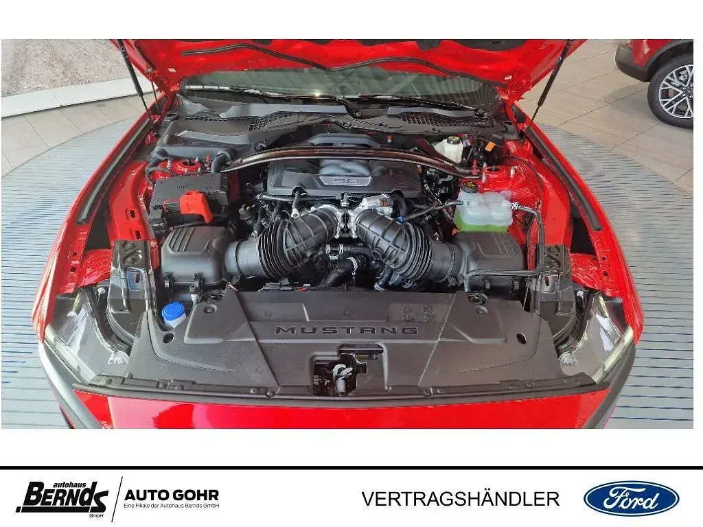 Neu Ford Mustang Dark Horse 454 PS (333 kW) 2025 Race red Coupé