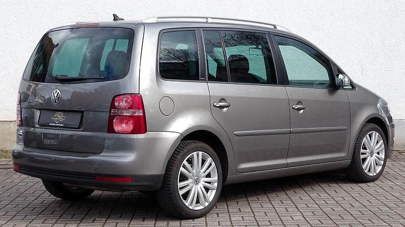 Gebraucht VW Touran Highline 170 PS (125 kW) 2007 Grau Van / Kleinbus