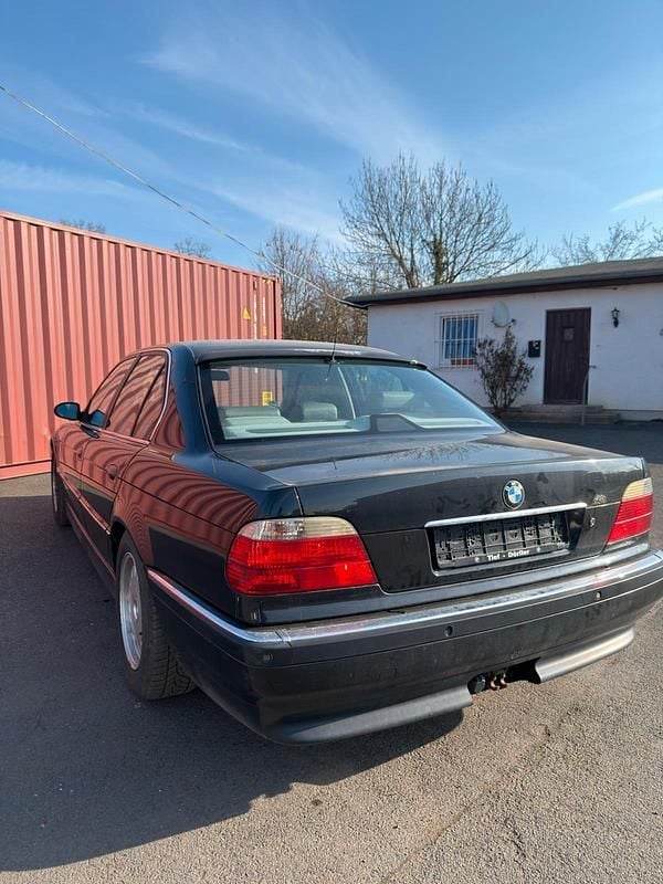 Gebraucht BMW 728 200 PS (147 kW) 1997 Schwarz Limousine