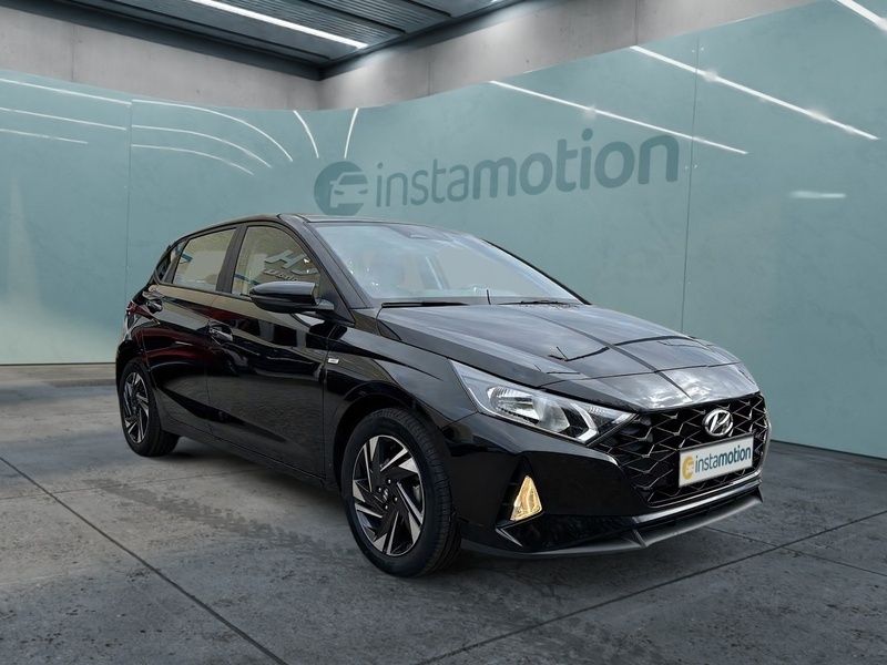 Schwarz Gebraucht 2023 Hyundai i20 Select Limousine | 16.895 € (Fairer Preis) - Bild 1/3