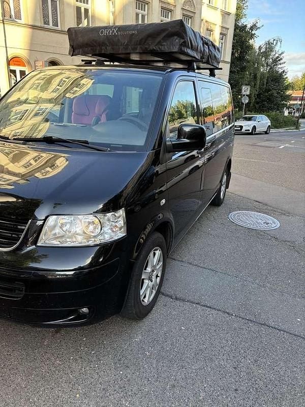 Schwarz Gebraucht 2007 VW T5 Trendline Van | 9.999 € - Bild 1/4