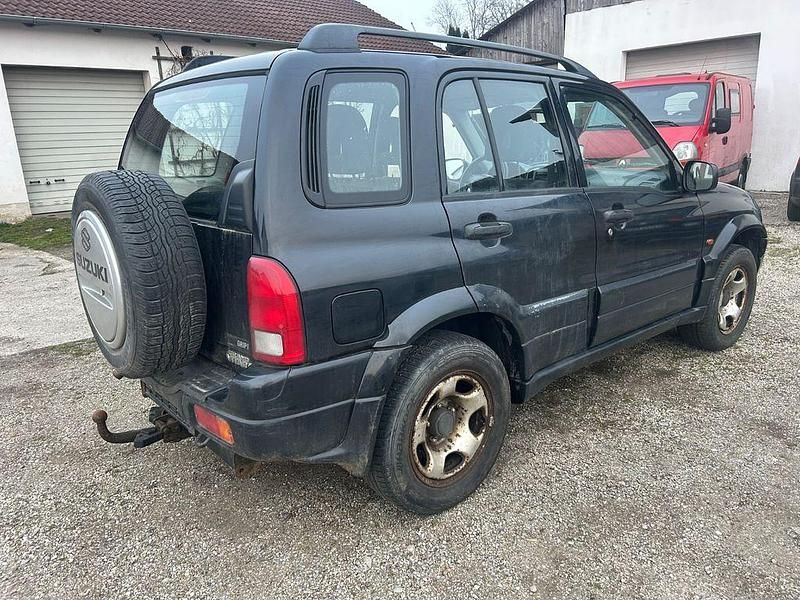 Gebraucht Suzuki Grand Vitara 128 PS (94 kW) 2005 Schwarz SUV