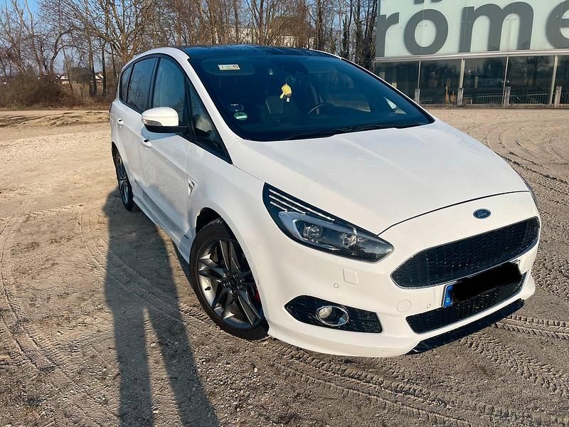 Gebraucht Ford S-MAX ST-Line 190 PS (139 kW) 2019 Weiß Van / Kleinbus