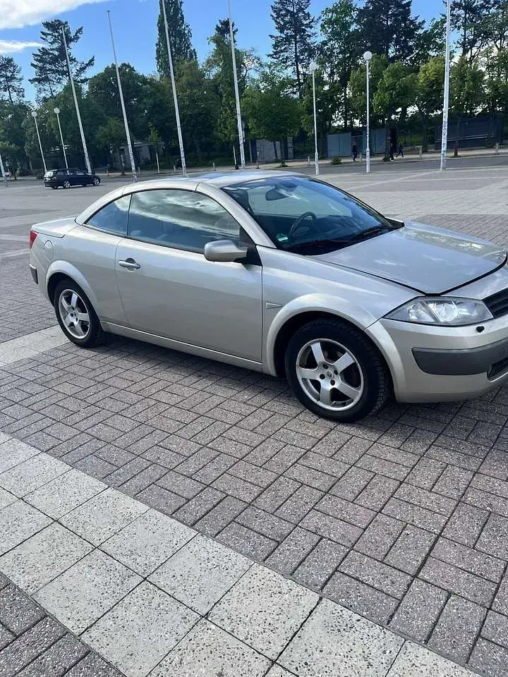 Gebraucht Renault Mégane Cabriolet Dynamique 135 PS (99 kW) 2005 Beige Cabrio