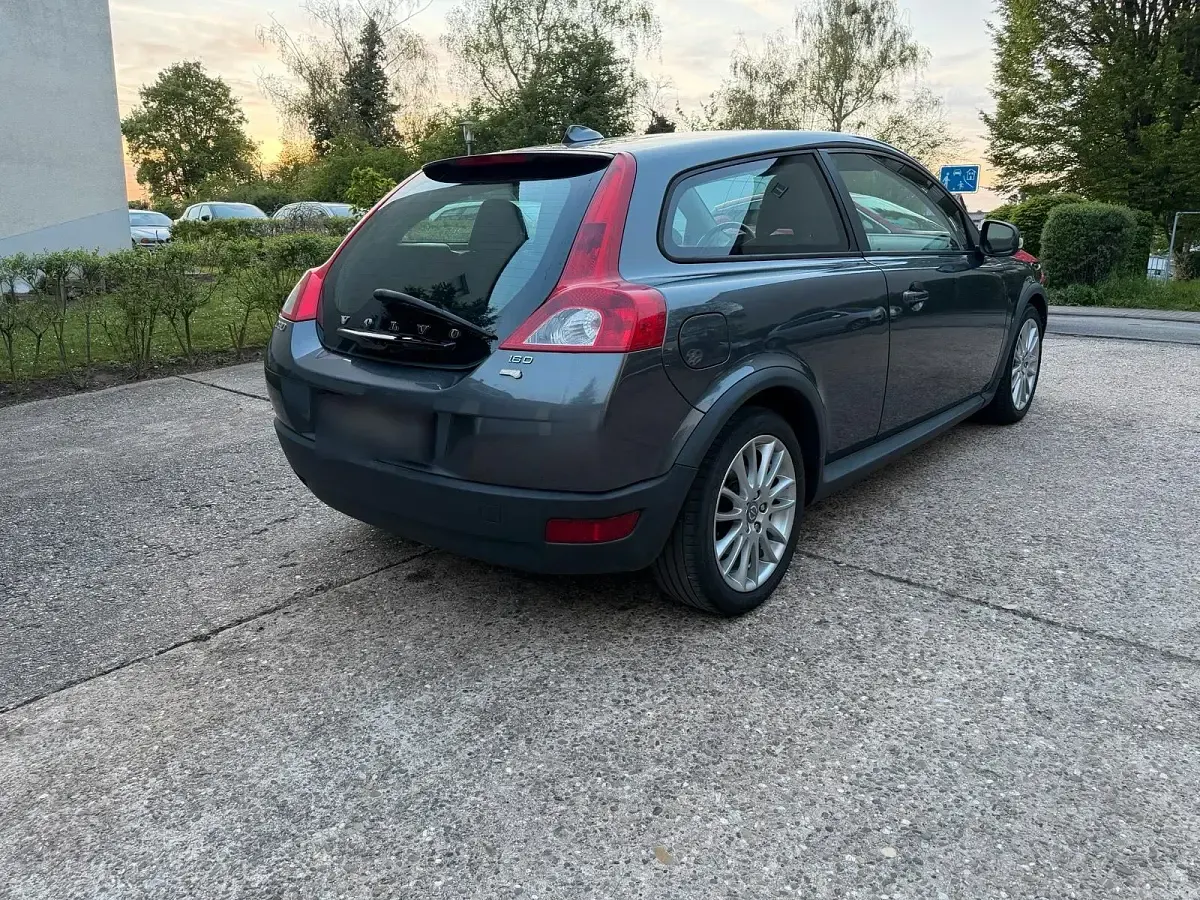 Second-hand Volvo C30 109 CP (80 kW) 2009 Gri Hatchback